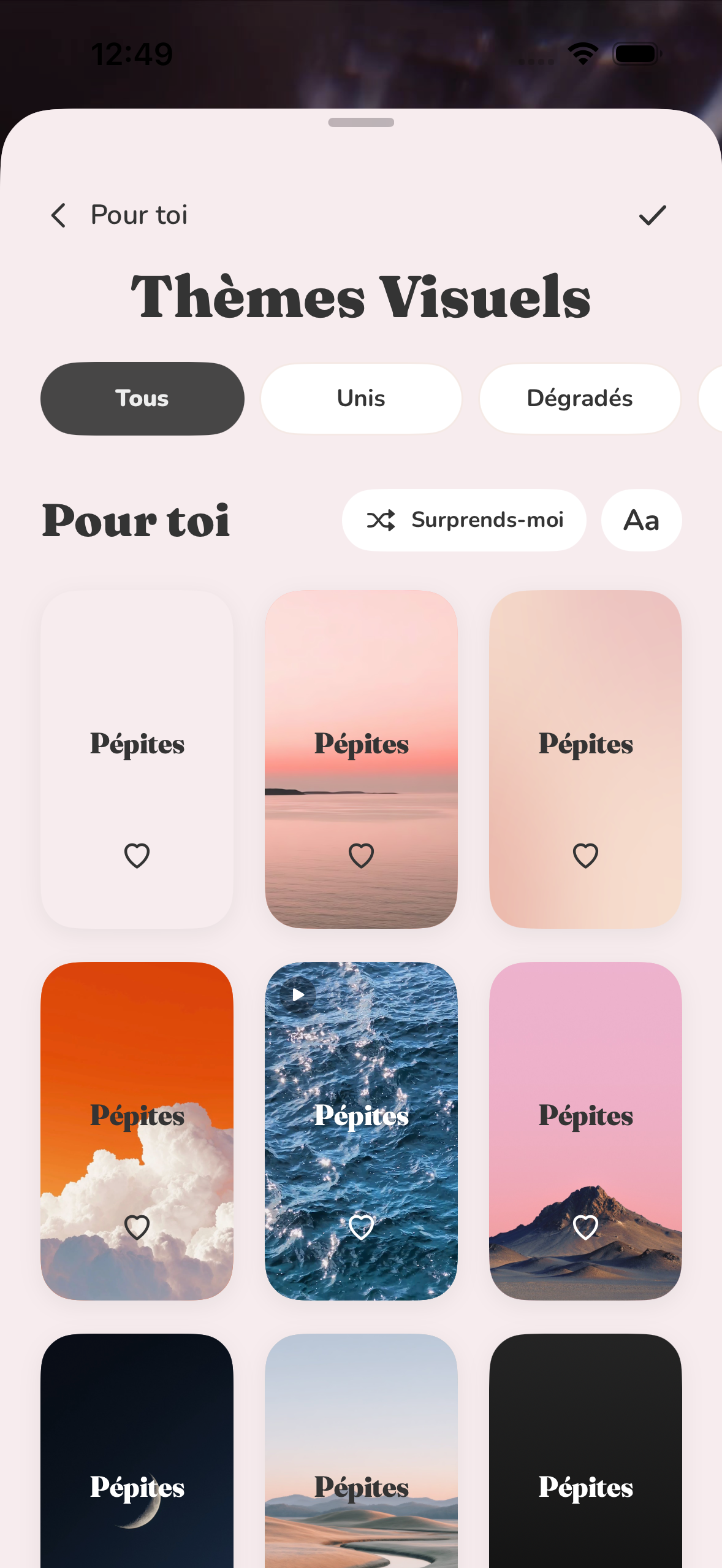 The Gems theme gallery, with All, Solid and Gradient filters, photos and videos.